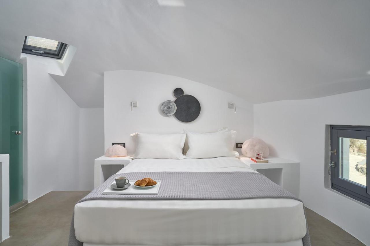 Topos Exclusive Santorini 이메로비글리 외부 사진