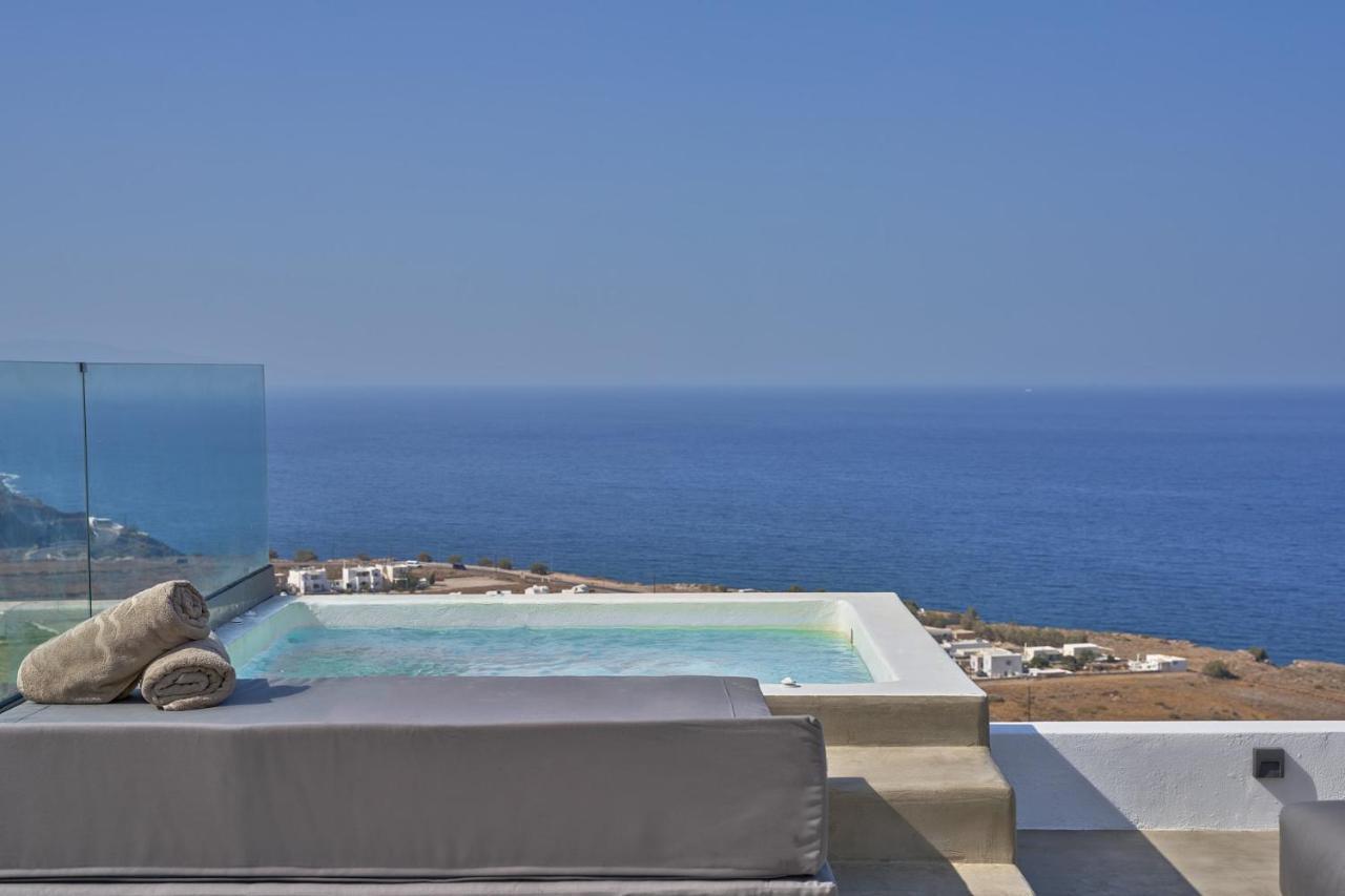 Topos Exclusive Santorini 이메로비글리 외부 사진