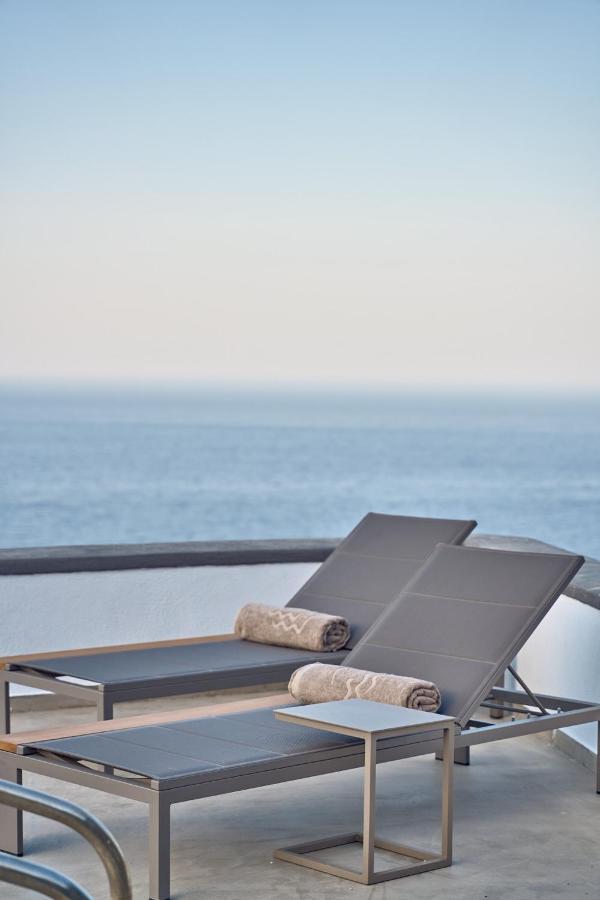 Topos Exclusive Santorini 이메로비글리 외부 사진