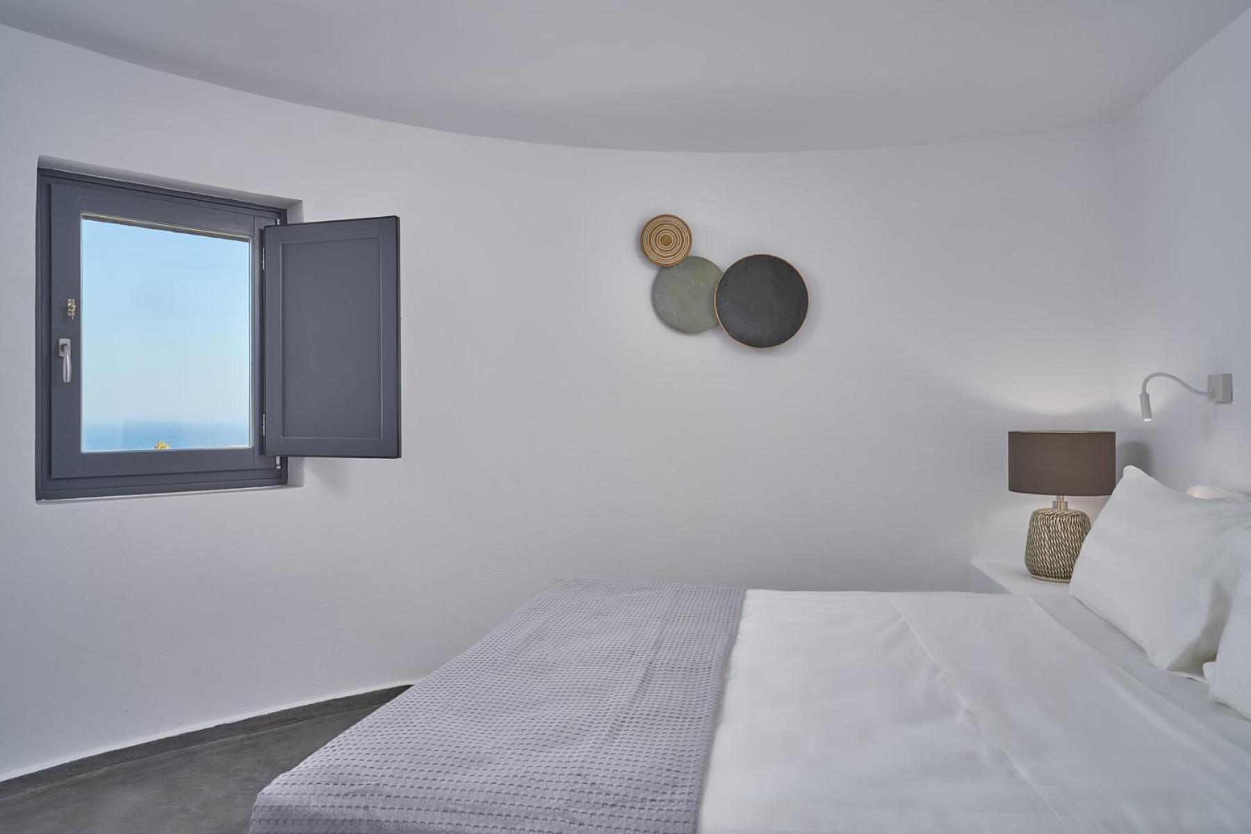 Topos Exclusive Santorini 이메로비글리 외부 사진